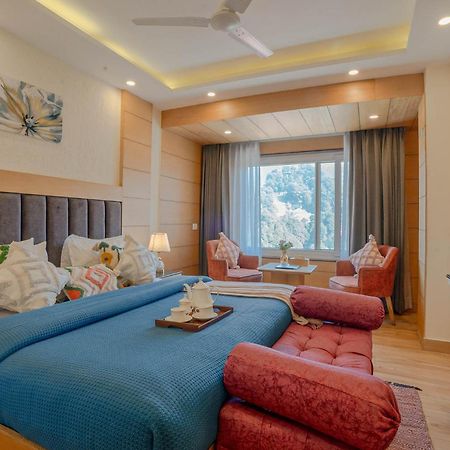Perfectstayz Premium At Mall Road 무소리에 외부 사진