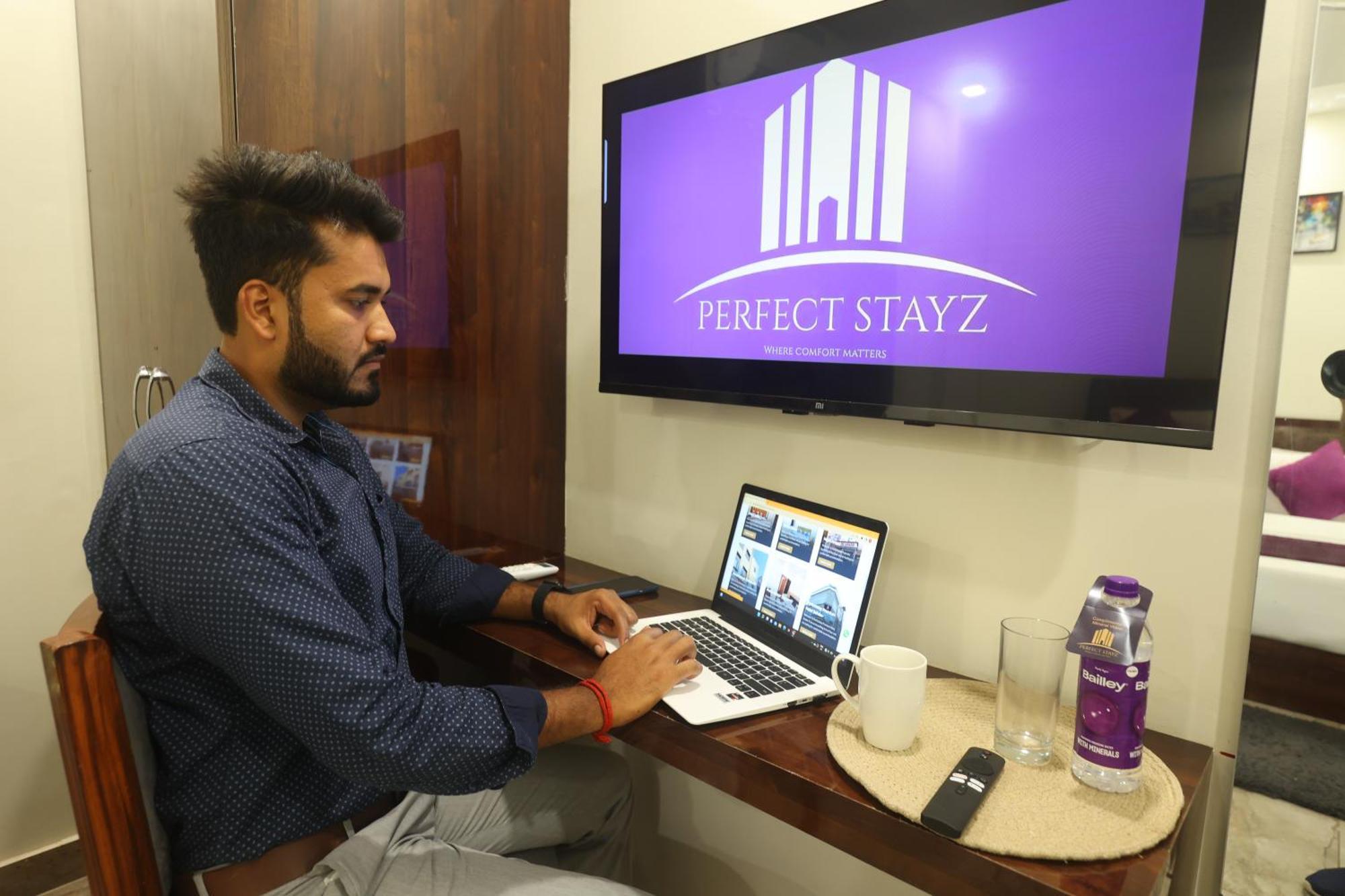 Perfectstayz Premium At Mall Road 무소리에 외부 사진