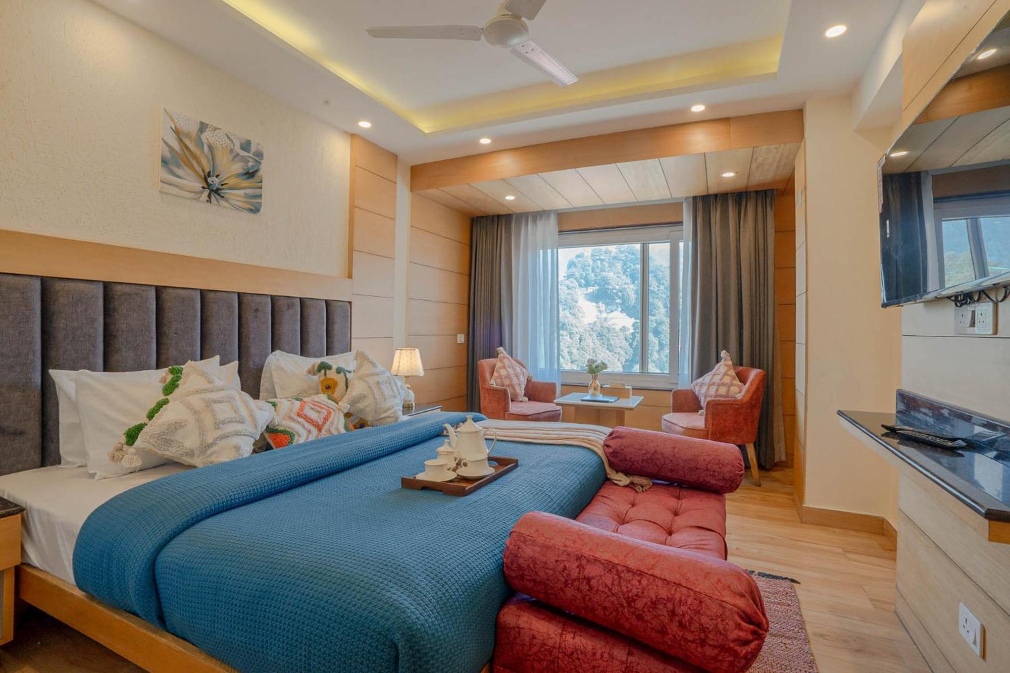 Perfectstayz Premium At Mall Road 무소리에 외부 사진
