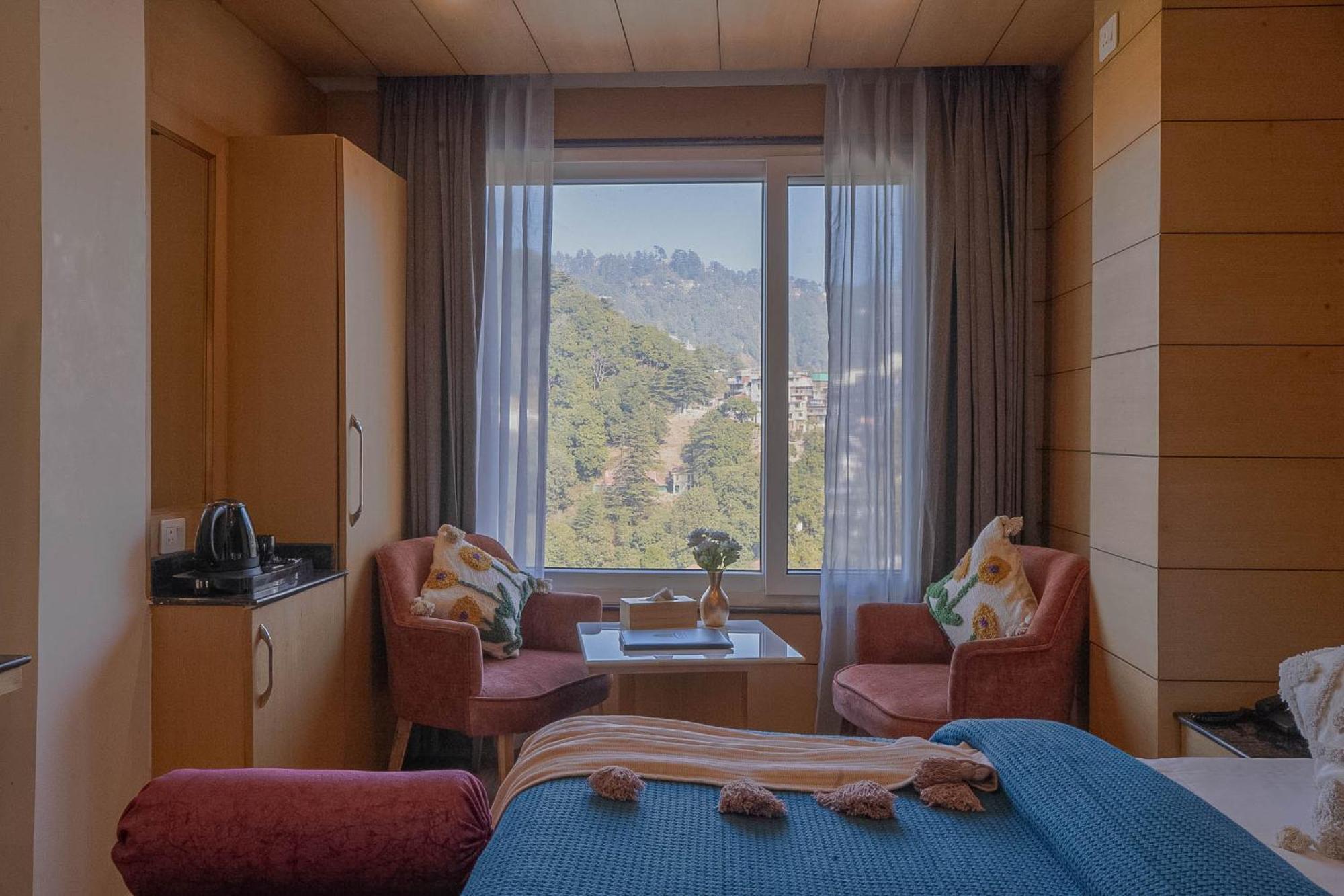 Perfectstayz Premium At Mall Road 무소리에 외부 사진